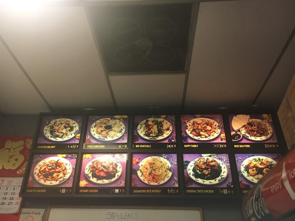 Kam Hung Kitchen Shrimp Egg Roll